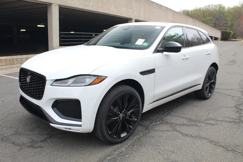 2026 Jaguar F-PACE P250 R-Dynamic S photo 1