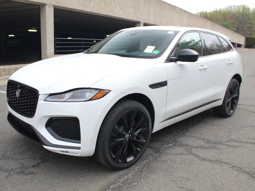 2026 Jaguar F-PACE P250 R-Dynamic S photo 1