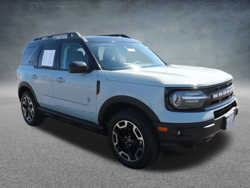 2022 Ford Bronco Sport Outer Banks photo 1