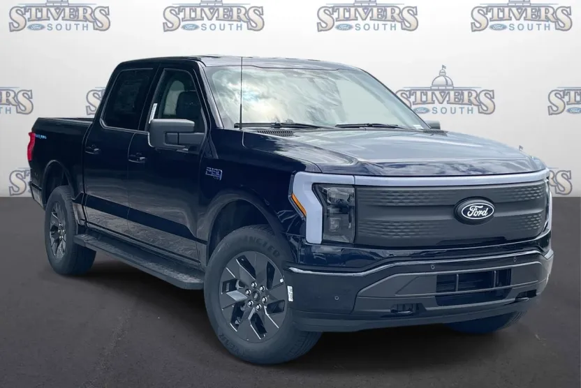 2025 Ford F-150 Lightning photo 1
