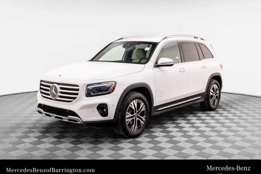 2025 Mercedes Benz GLB 250 4MATIC photo 1