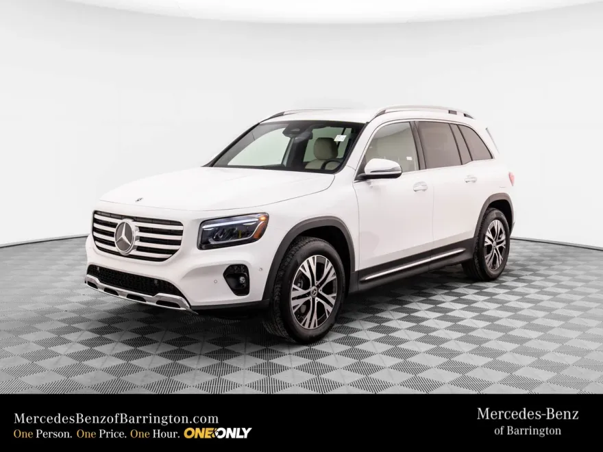 2025 Mercedes Benz GLB 250 4MATIC photo 1