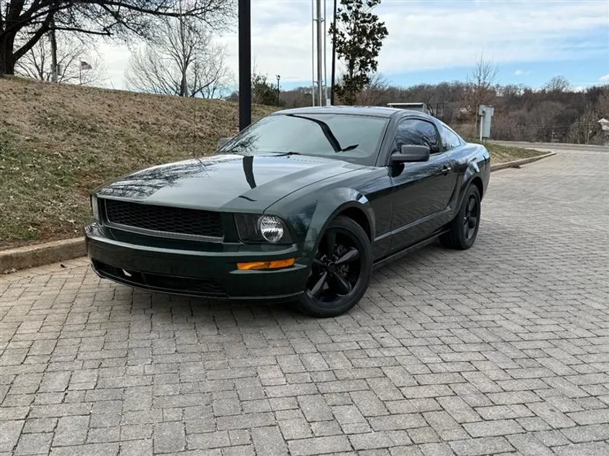 2009 Ford Mustang GT photo 1