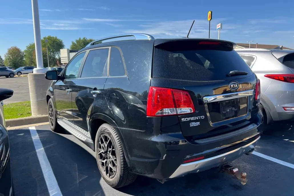 2013 Kia Sorento SX photo 1