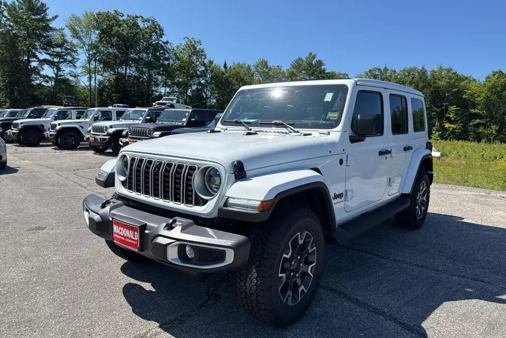 2025 Jeep Wrangler Sahara photo 1