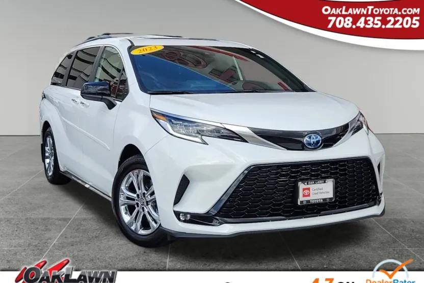 2023 Toyota Sienna XSE photo 1