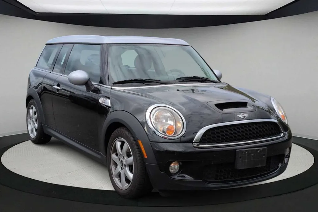 2010 Mini Clubman Base S photo 1