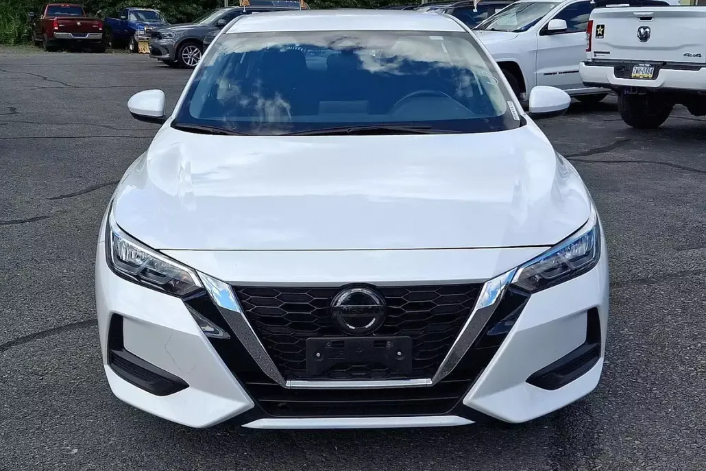 2023 Nissan Sentra SV photo 1