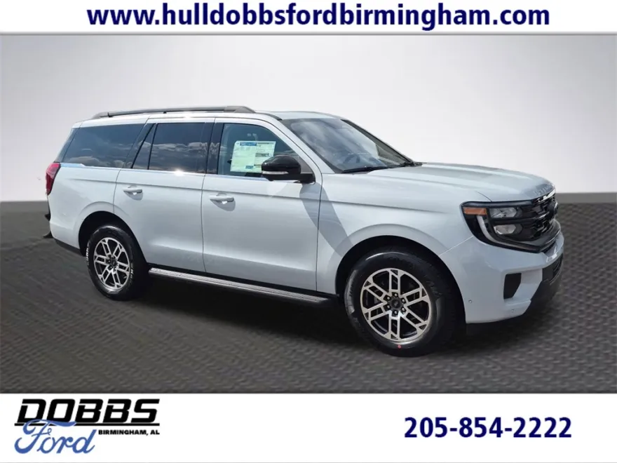 2025 Ford Expedition photo 1