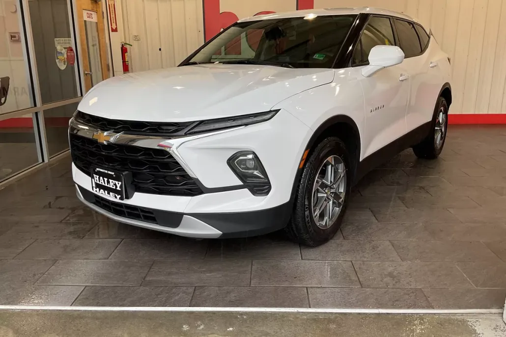 2023 Chevrolet Blazer 2LT photo 1