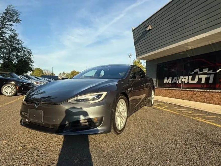 2016 Tesla Model S 75 photo 1