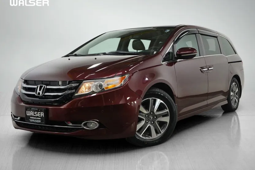 2017 Honda Odyssey Touring Elite photo 1