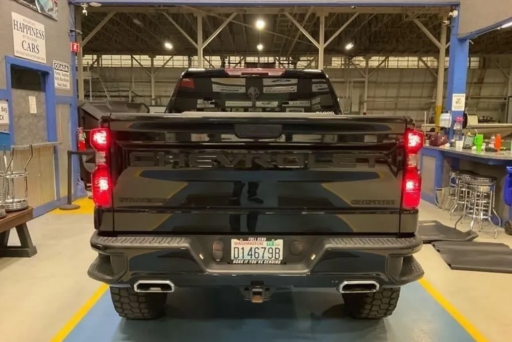 2022 Chevrolet Silverado 1500 Custom Trail Boss photo 1