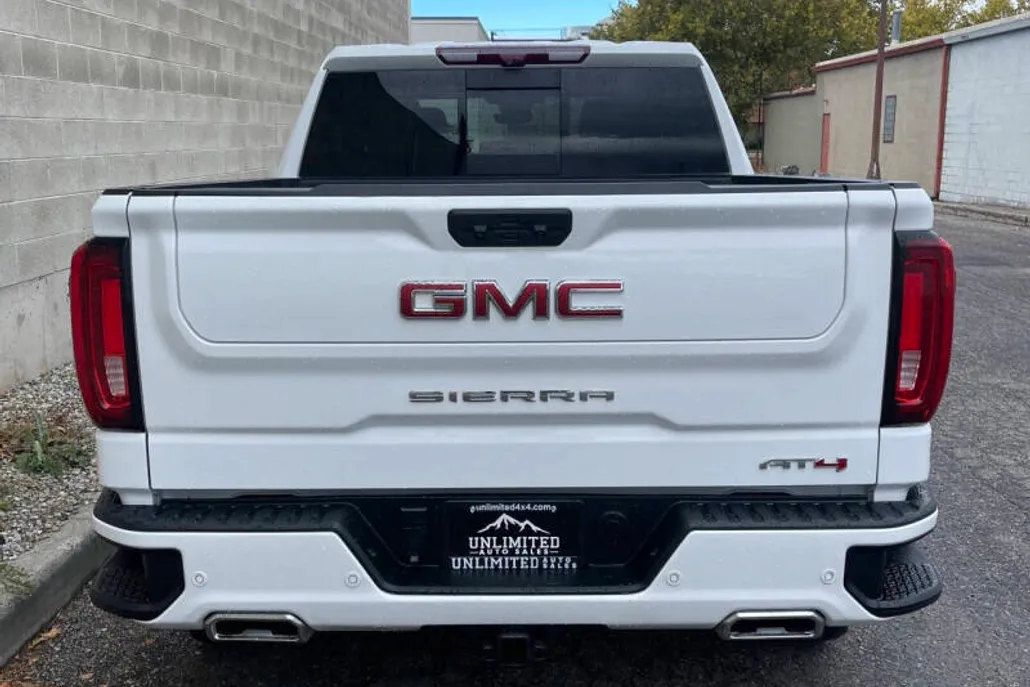 2022 Gmc Sierra 1500 AT4 photo 1