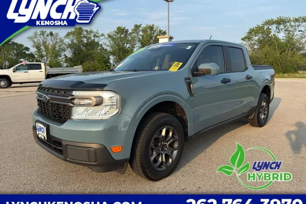 2022 Ford Maverick XL photo 1