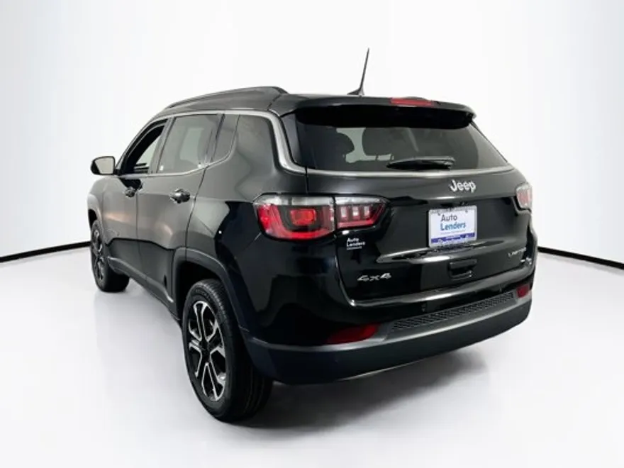 2023 Jeep Compass Limited photo 1