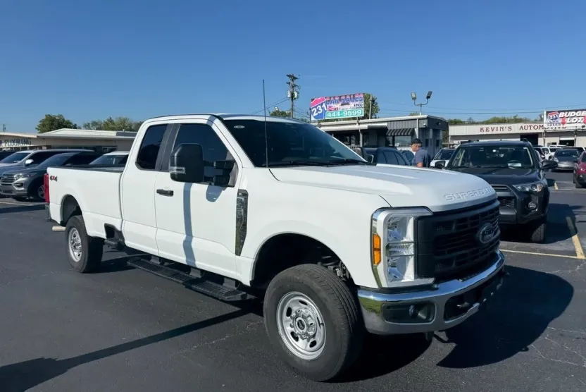 2024 Ford F-250 XL photo 1