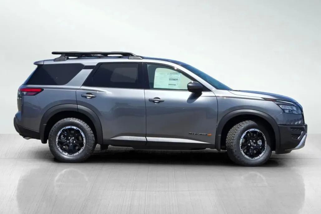 2025 Nissan Pathfinder Rock Creek photo 1