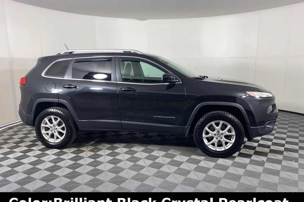 2014 Jeep Cherokee Latitude photo 1