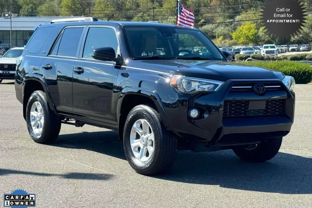 2020 Toyota 4Runner SR5 4WD photo 1
