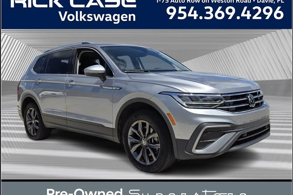 2022 Volkswagen Tiguan SE photo 1