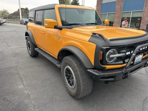 2021 Ford Bronco Outer Banks photo 4
