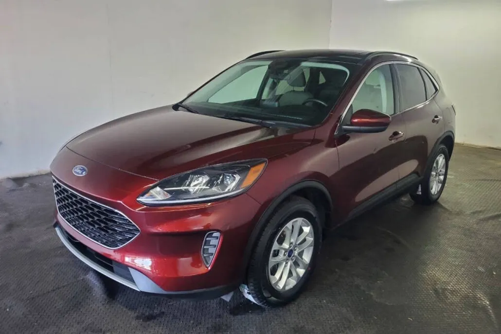 2021 Ford Escape SE photo 1