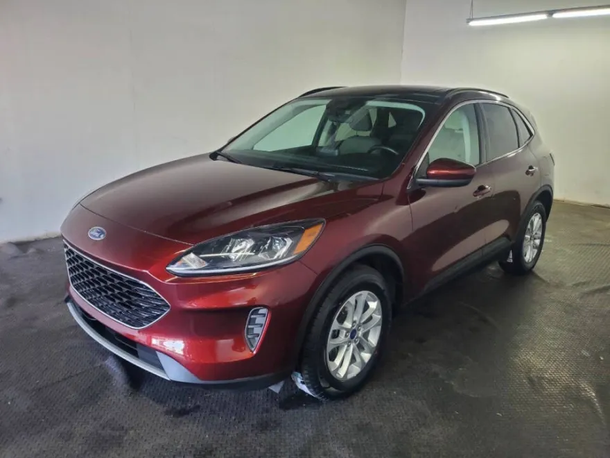 2021 Ford Escape SE photo 1