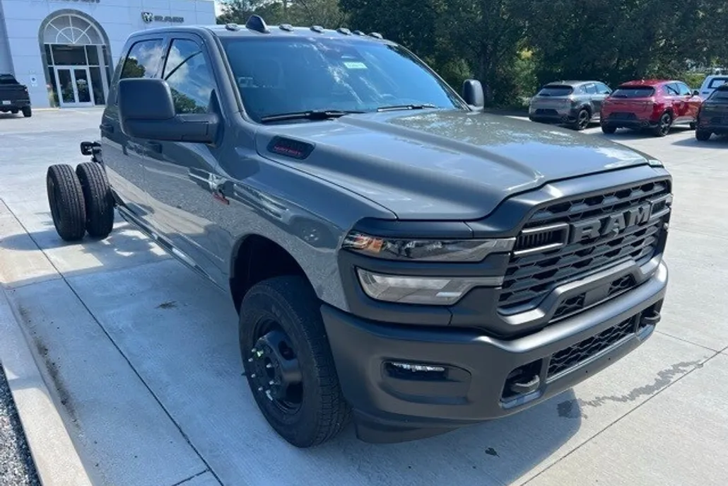 2026 Ram 3500 Tradesman photo 1