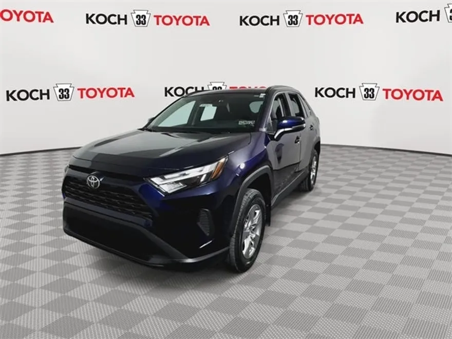 2025 Toyota RAV4 Hybrid XLE photo 1