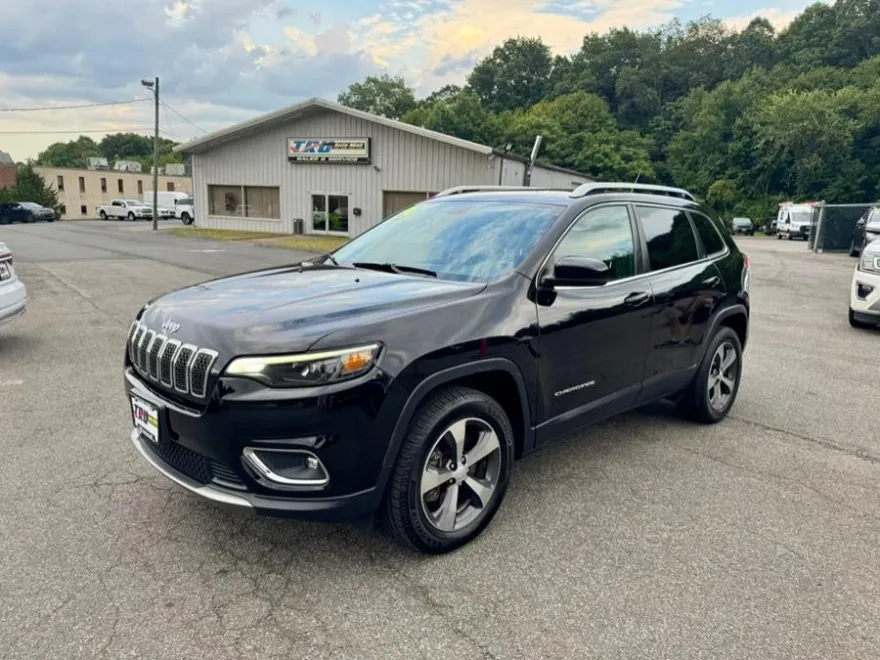2019 Jeep Cherokee Limited photo 1
