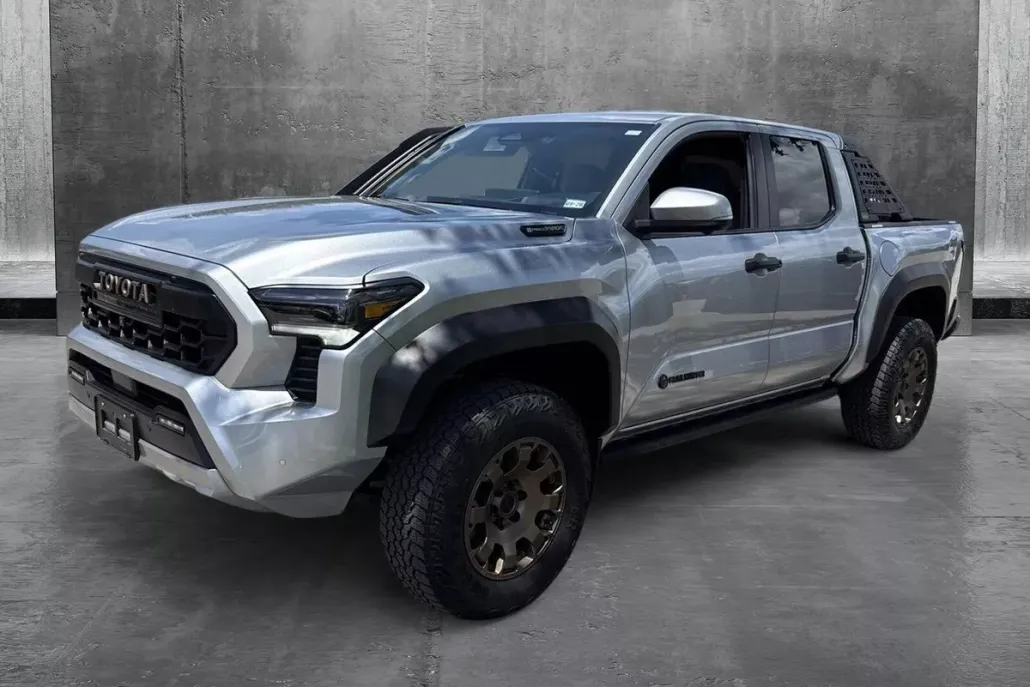 2024 Toyota Tacoma Trailhunter photo 1
