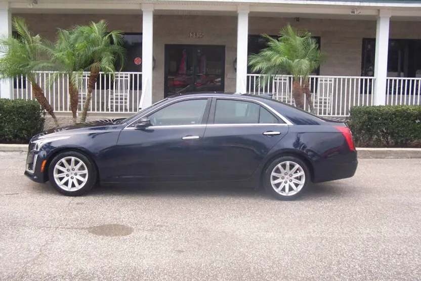 2016 Cadillac CTS Luxury photo 1