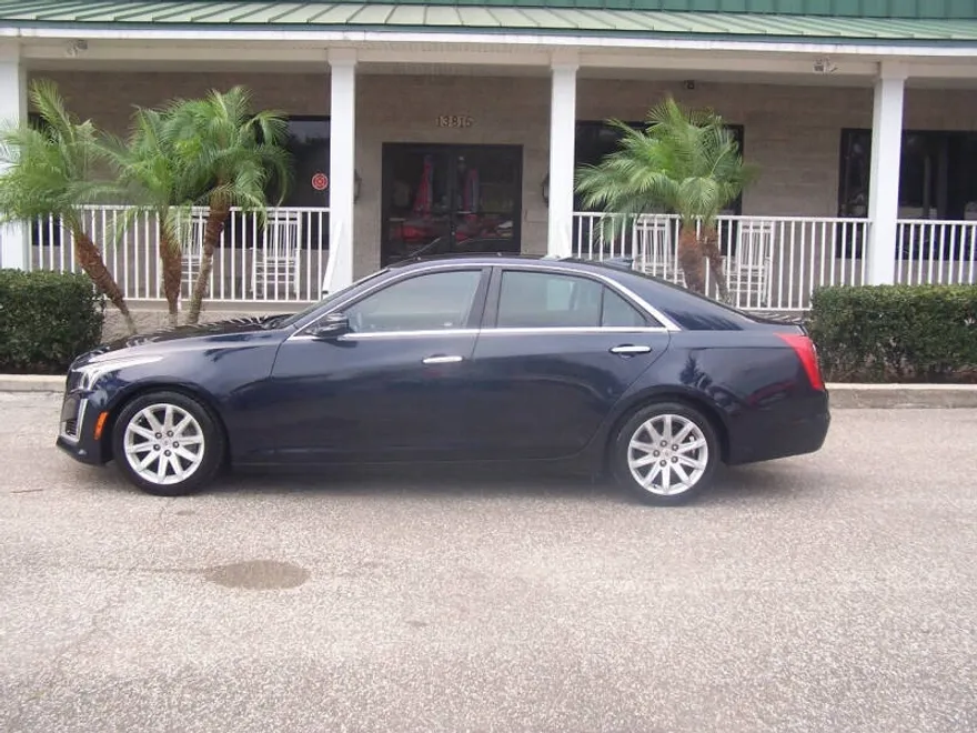 2016 Cadillac CTS Luxury photo 1