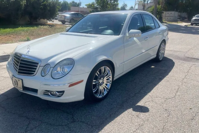 2008 Mercedes Benz E 350 photo 1