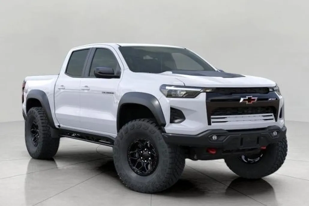 2025 Chevrolet Colorado ZR2 photo 1