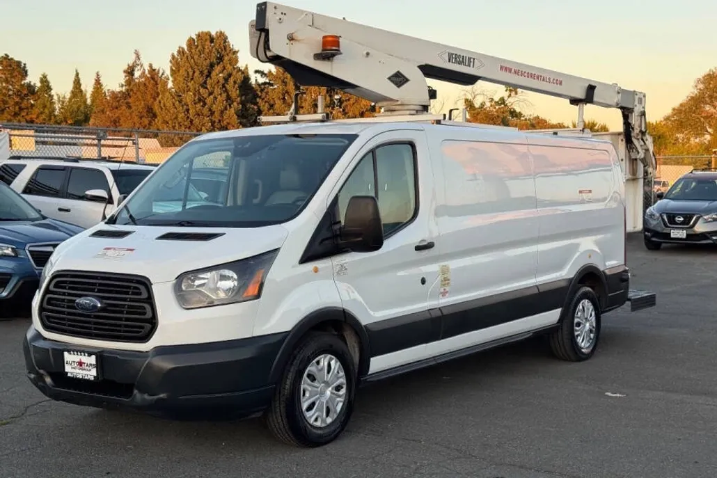 2017 Ford Transit Cargo photo 1