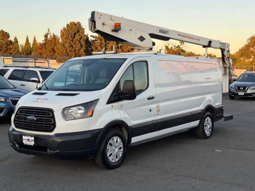 2017 Ford Transit Cargo photo 1