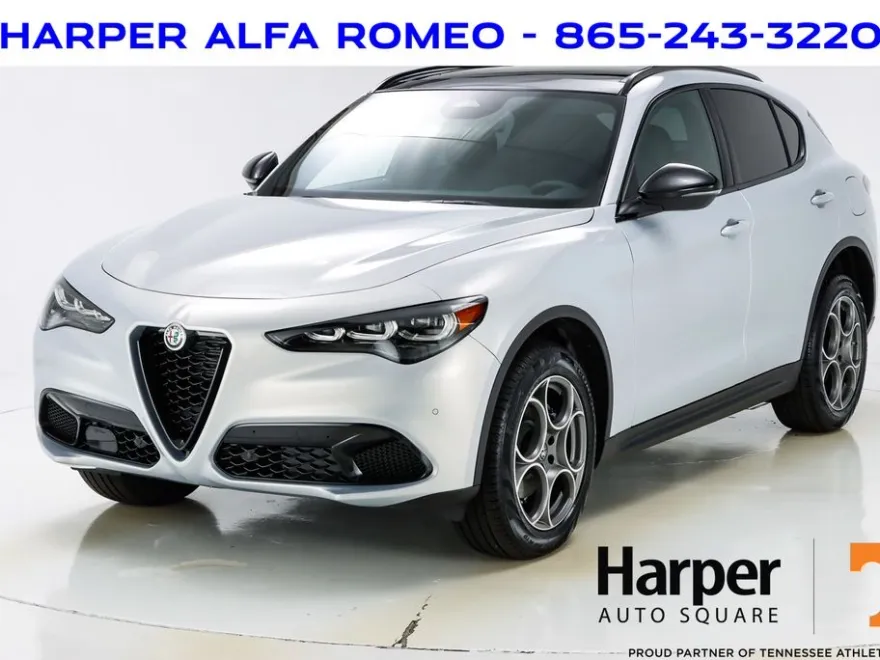 2025 Alfa Romeo Stelvio Sprint photo 1