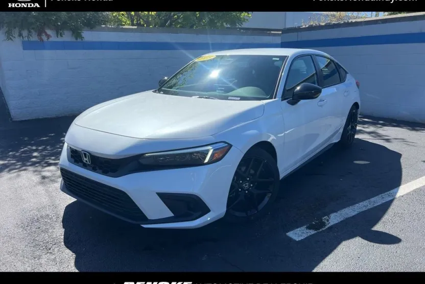 2023 Honda Civic Hatchback Sport photo 1
