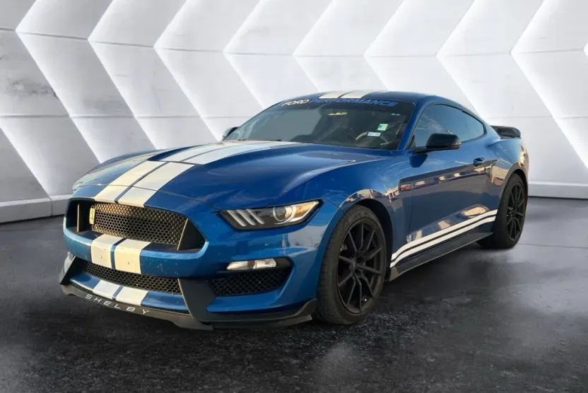 2017 Ford Mustang Shelby GT350 photo 1