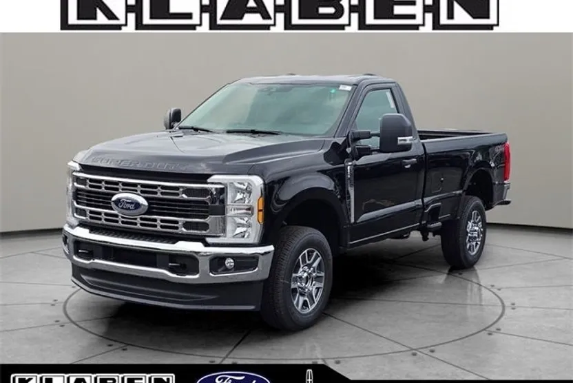 2025 Ford F-350 XLT photo 1