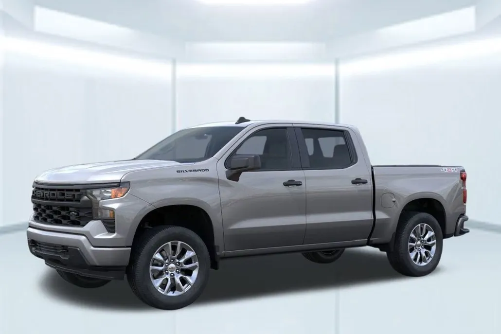 2025 Chevrolet Silverado 1500 Custom photo 1
