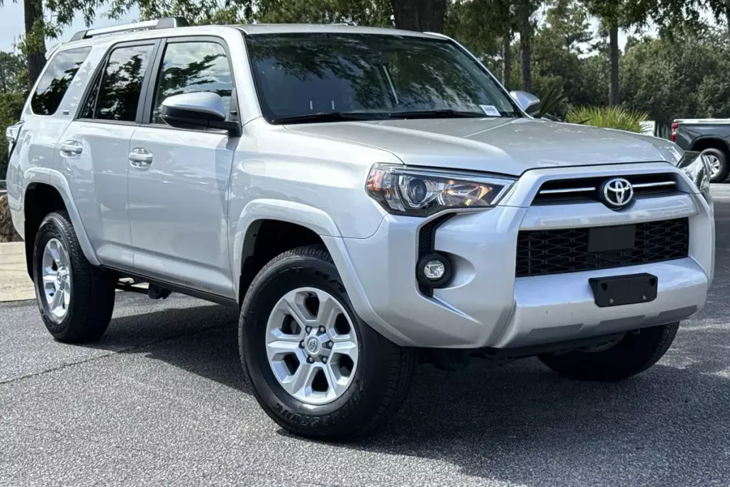 2024 Toyota 4Runner SR5 photo 1
