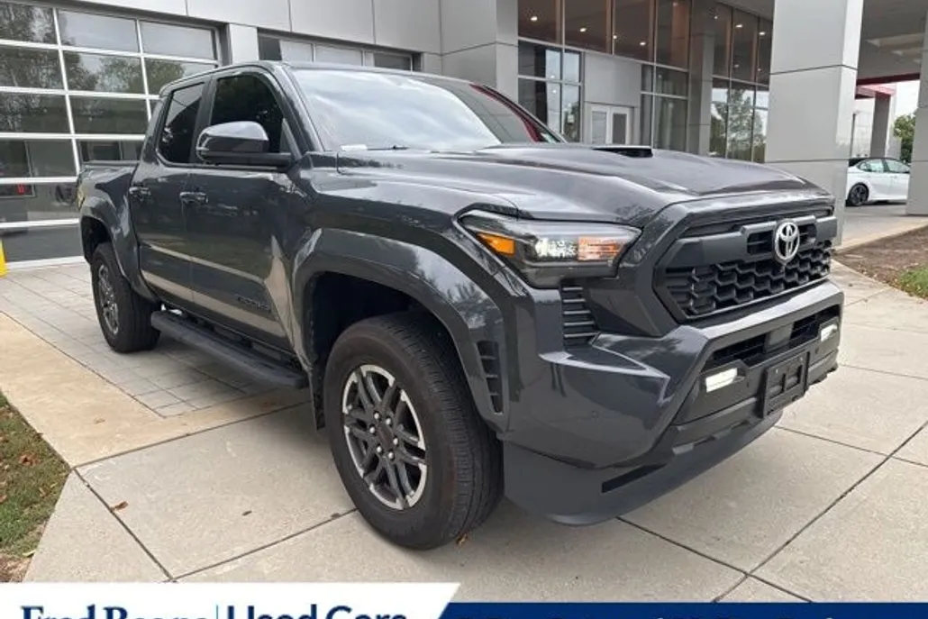 2024 Toyota Tacoma TRD Sport 4x4 Double Cab photo 1