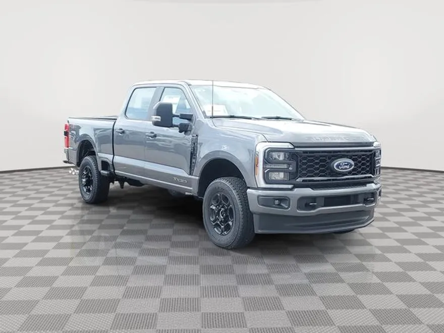 2025 Ford F-250 XL photo 1