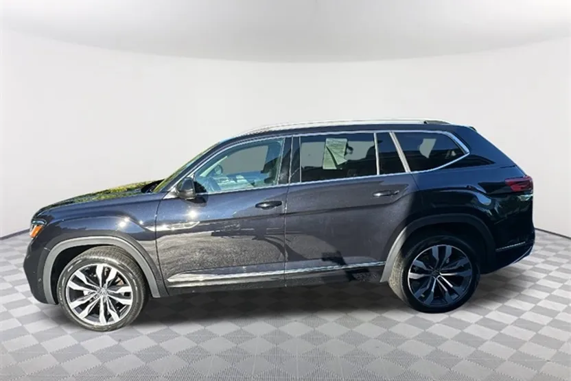 2022 Volkswagen Atlas SEL Premium R-Line photo 1