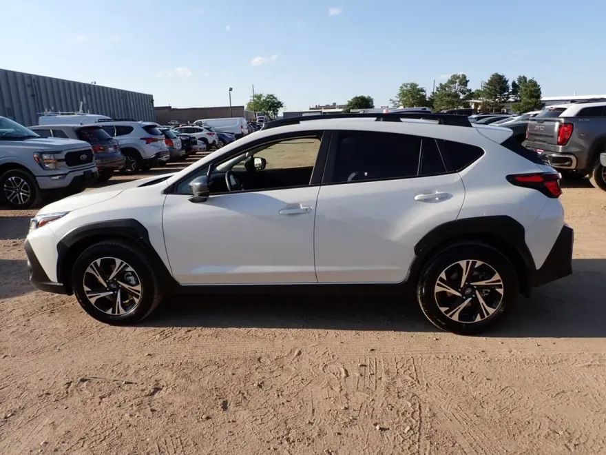 2024 Subaru Crosstrek Premium photo 1
