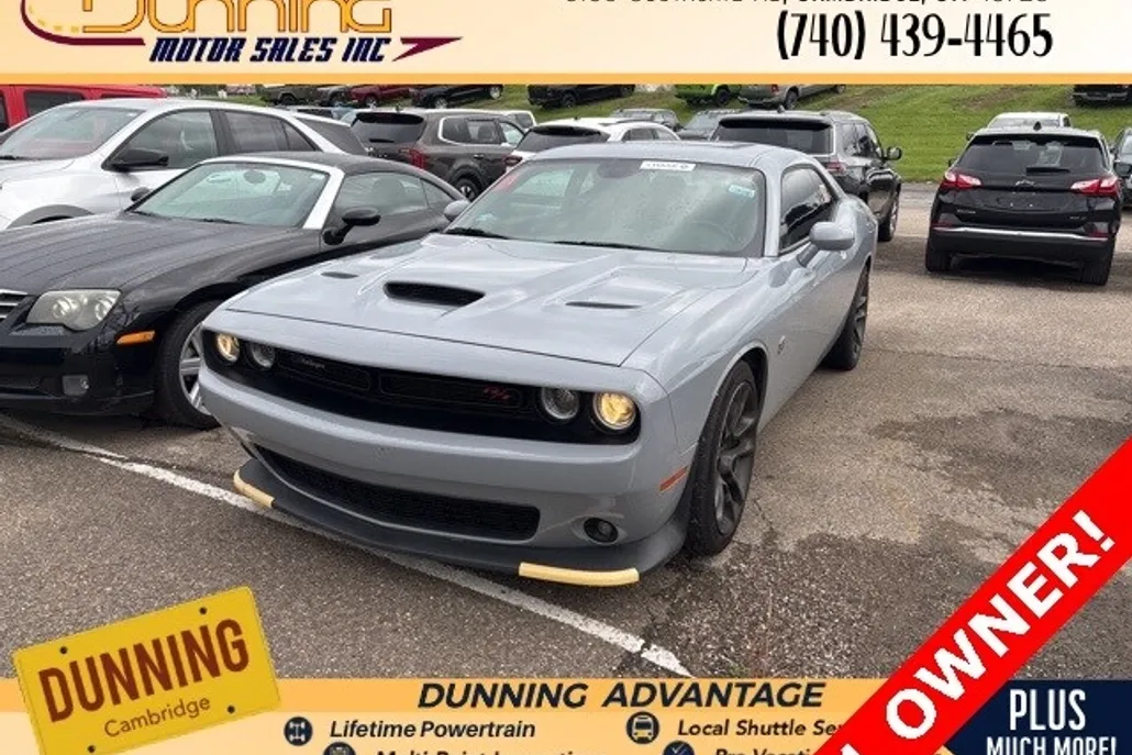 2022 Dodge Challenger R/T Scat Pack photo 1