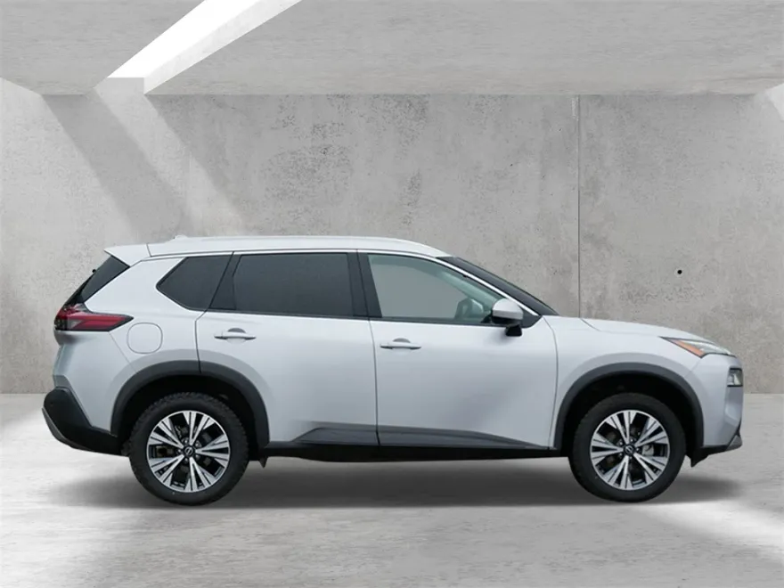 2023 Nissan Rogue SV photo 1